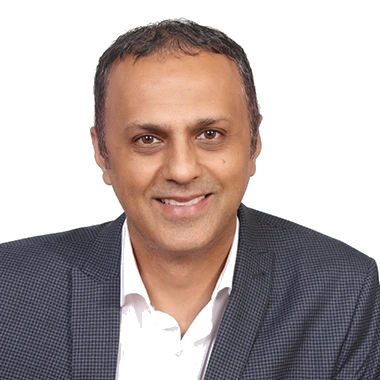 Mr Sirhan Alvi, Consultant Surgeon at Transform